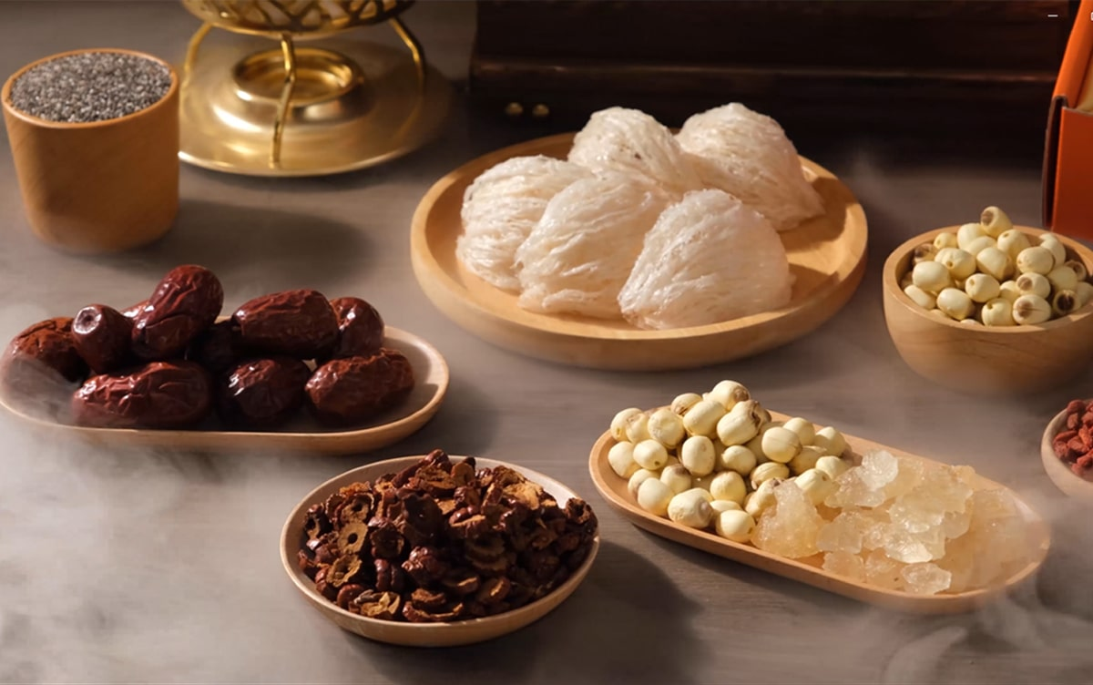Lưu ngay cách làm yến chưng trái lê ngọt mát mùa hè